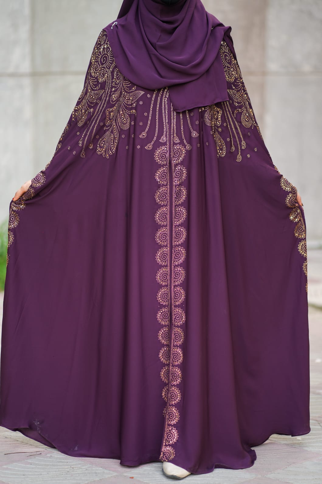 Luxury Abhaya Set with Inner and Hijab ছবি 4