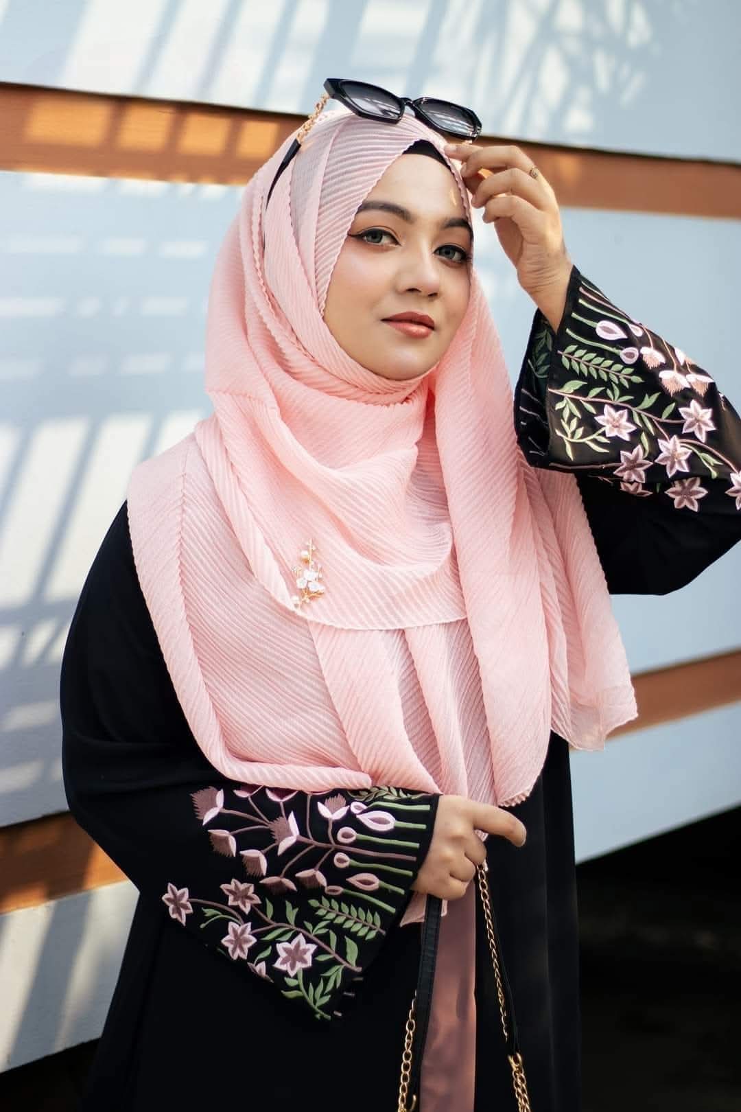 Abaya In Rose