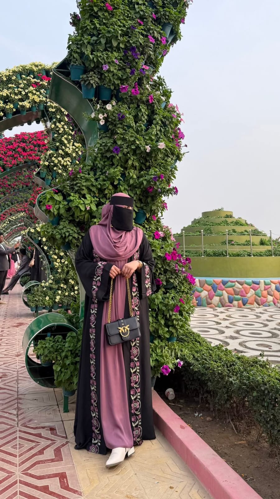 Embroidery Koti Borka (With Hijab)