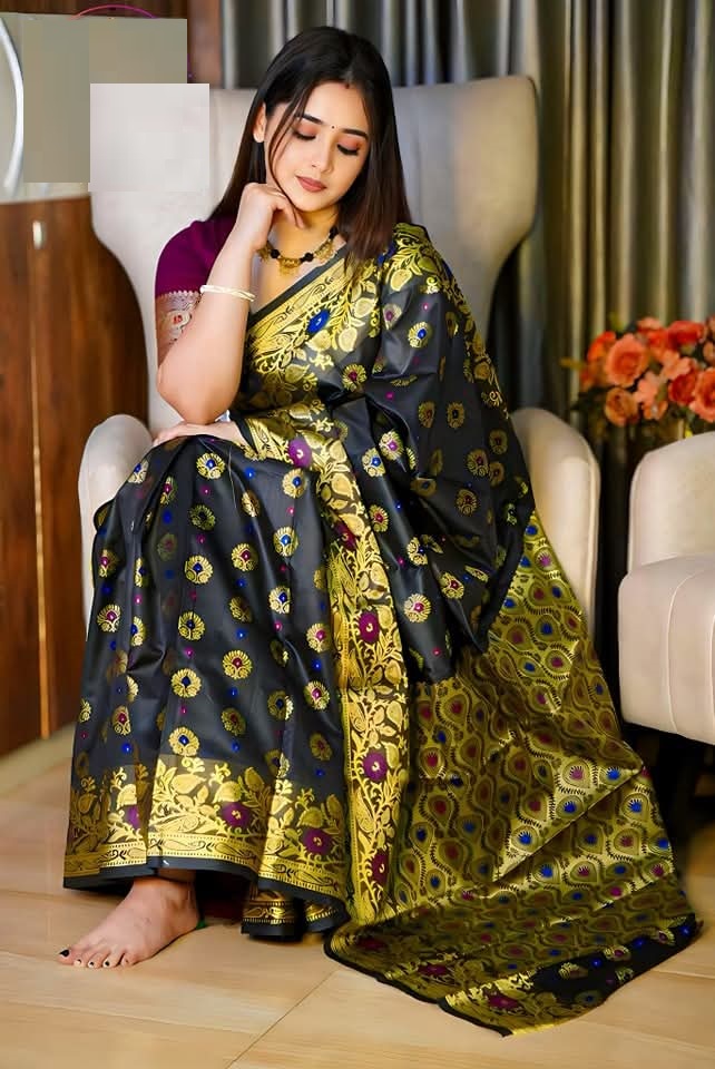 Soft Silk Katan Sharee ছবি 3