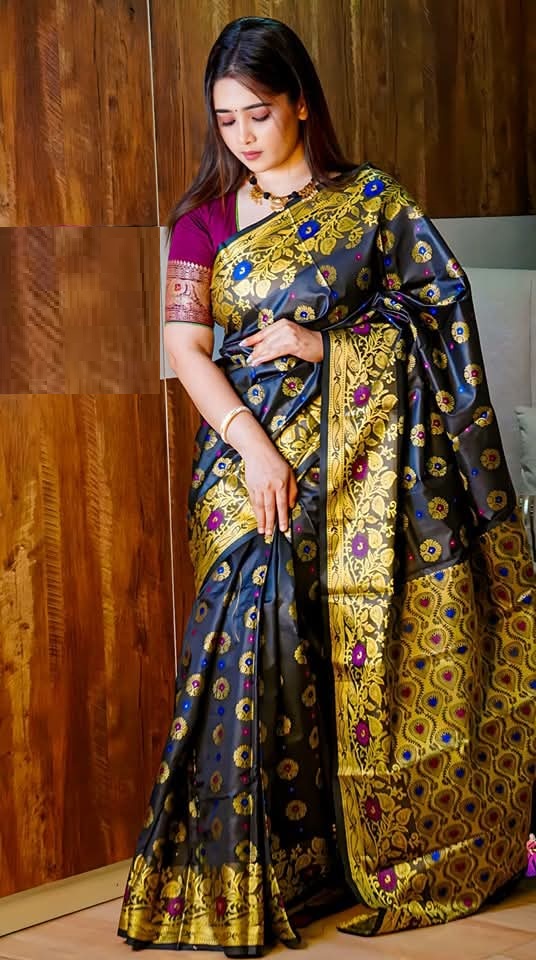 Soft Silk Katan Sharee ছবি 2