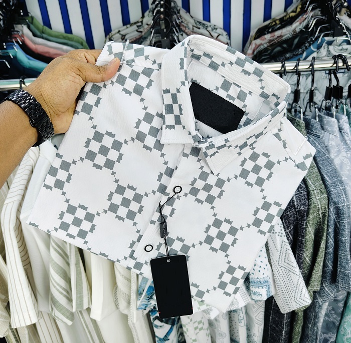Luxury Popcorn Half Sleeve Print Shirt