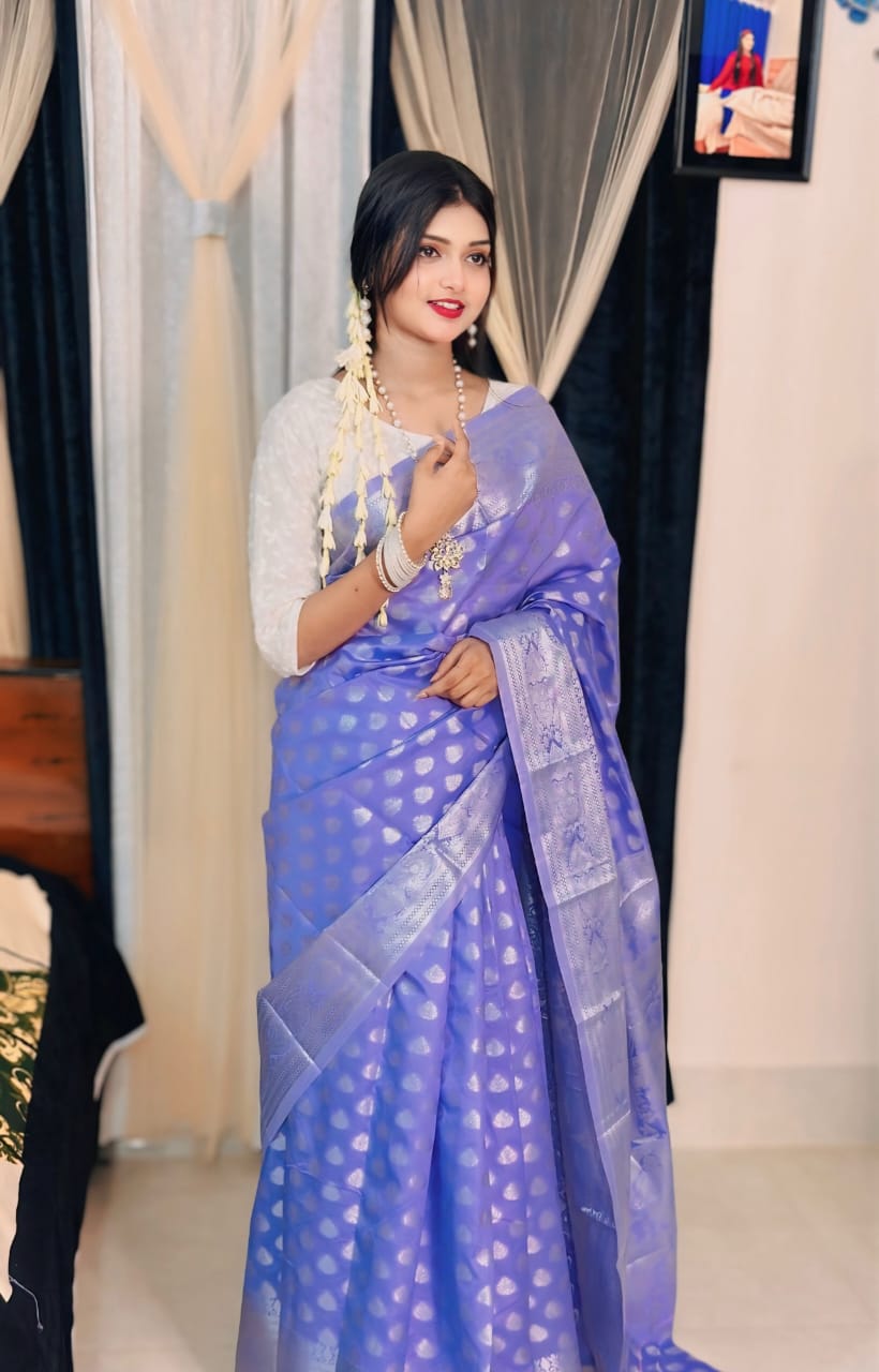 Soft silk katan sharee ছবি 7