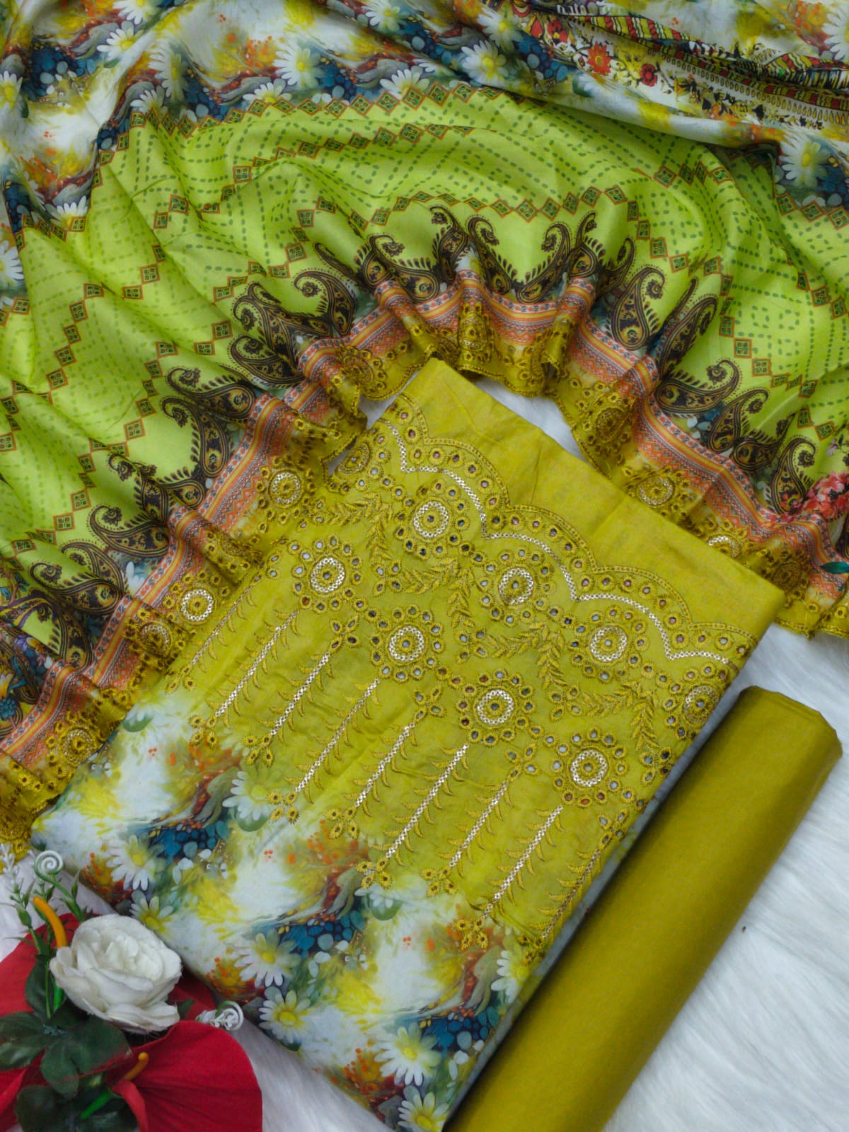 Unstitch Printed Three Piece ছবি 3