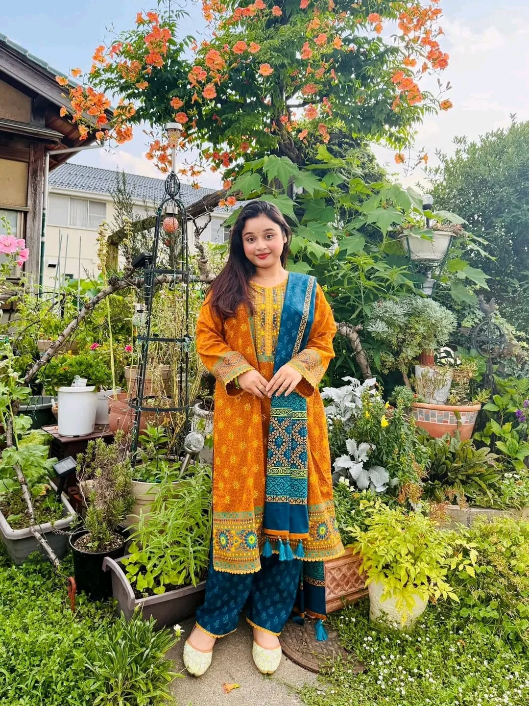 Unstitch Three Piece ছবি 9