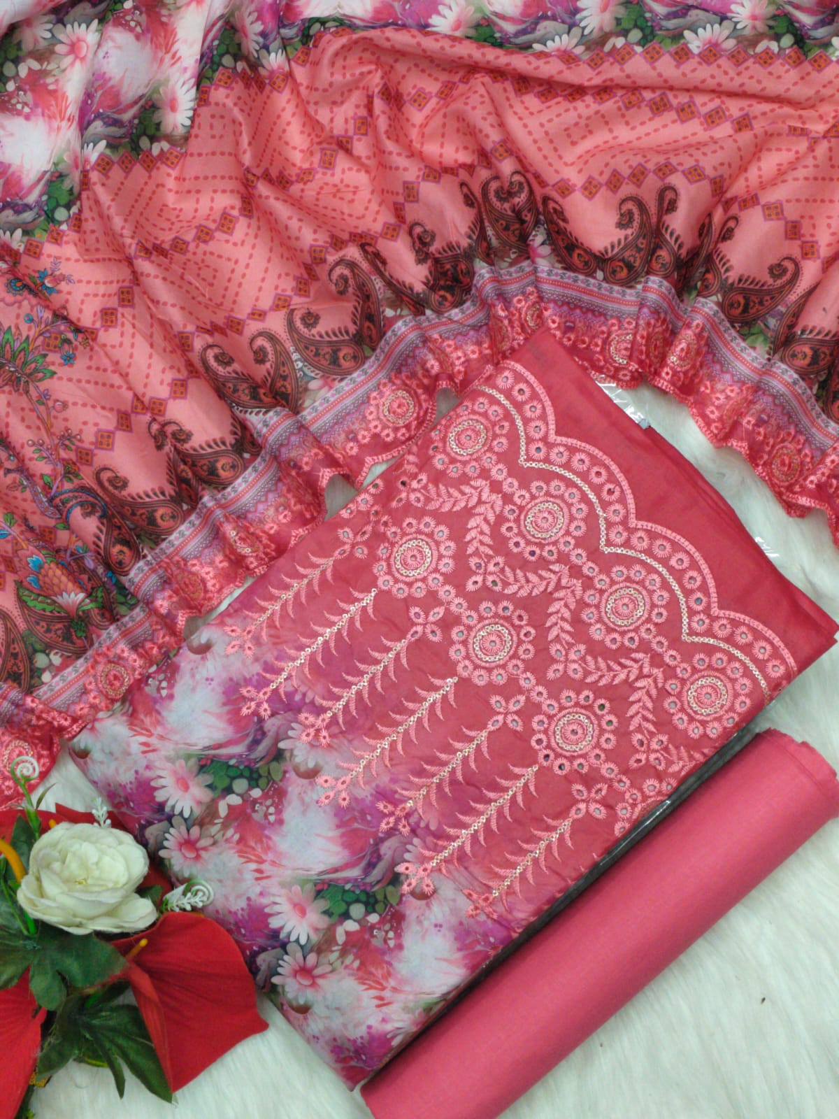 Unstitch Printed Three Piece ছবি 5
